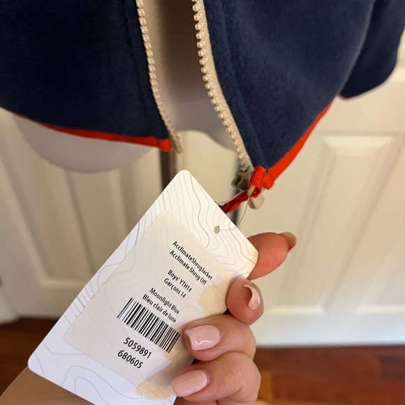 MEC boys Sz 14 zip fleece. New - Picture 3 of 3